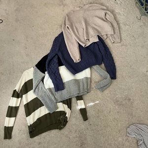 Soft sweater bundle. Super comfy and great for fall